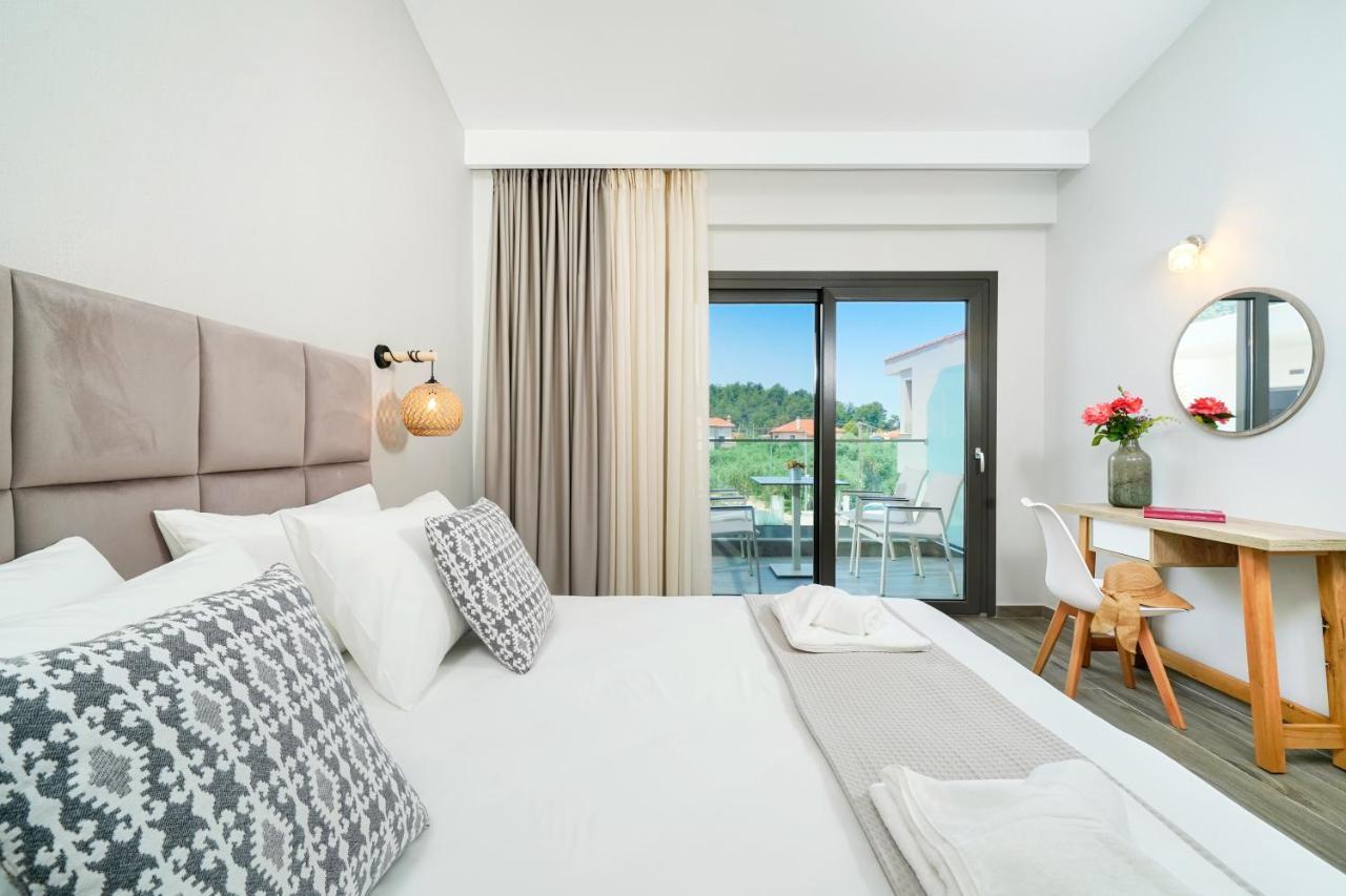 Aquamarine Luxury Rooms Thassos Ngoại thất bức ảnh